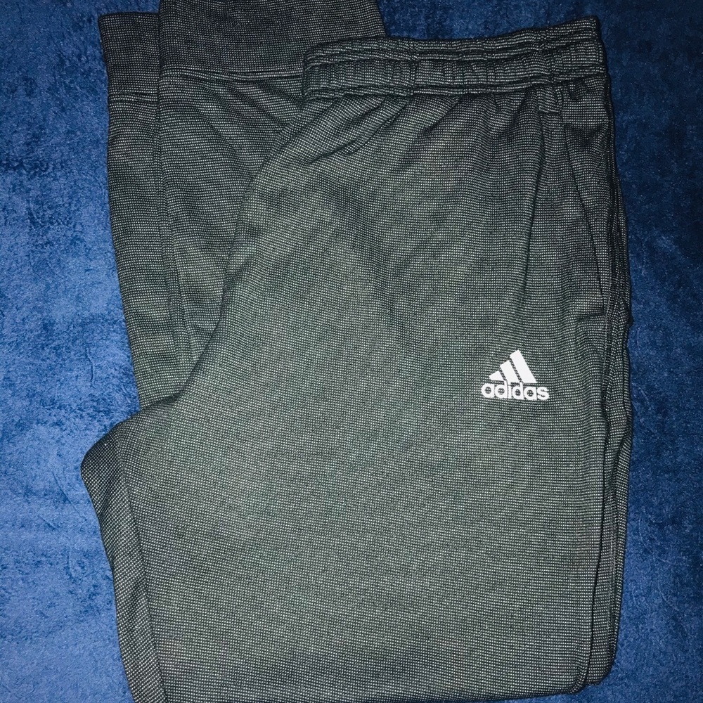 Men Adidas Joggers/Sweatpants